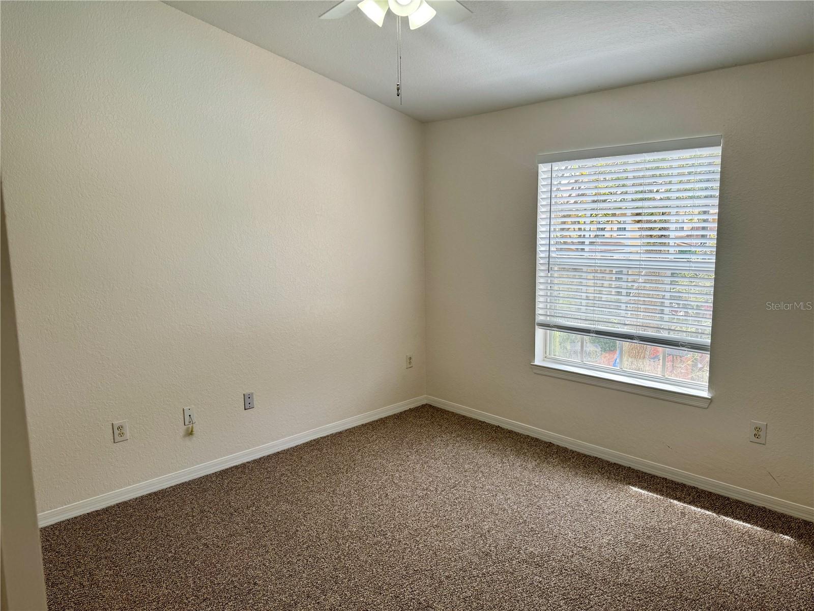 CRESCENT PLACE AT LAKE LOTUS CONDO - Residential Lease