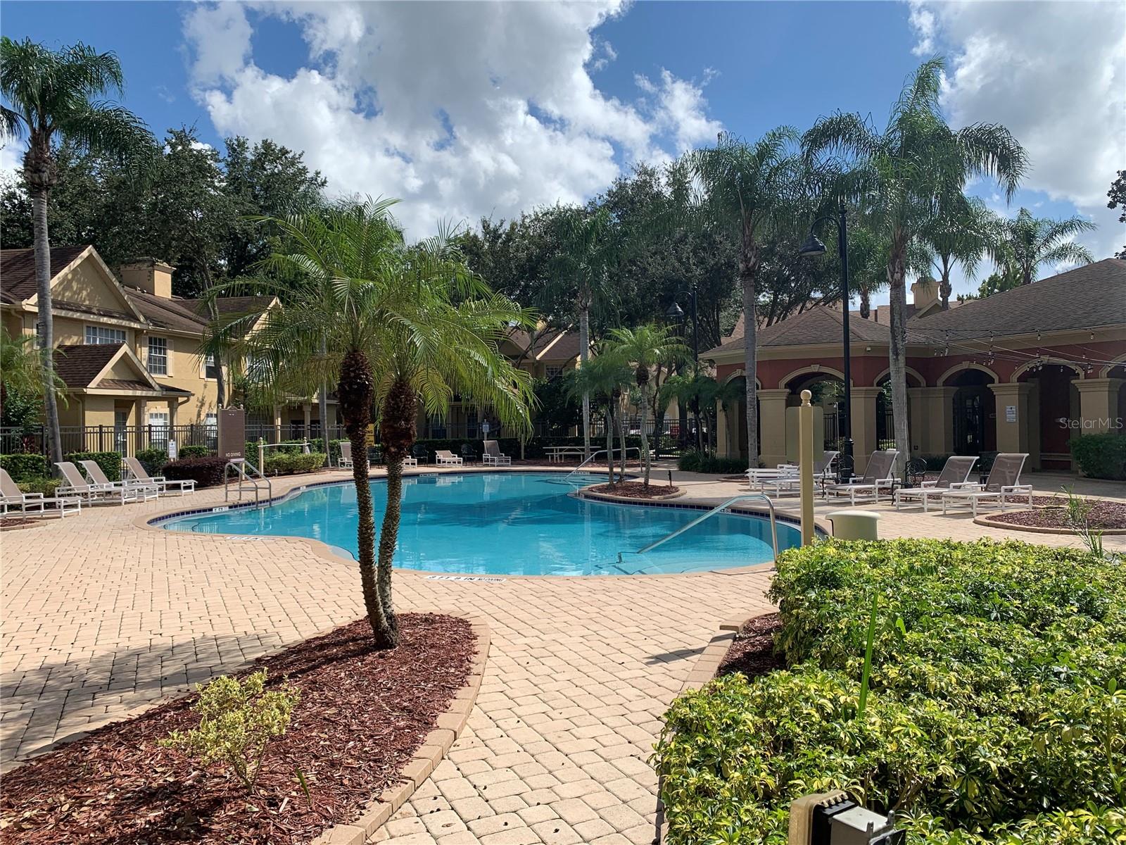 CRESCENT PLACE AT LAKE LOTUS CONDO - Residential Lease