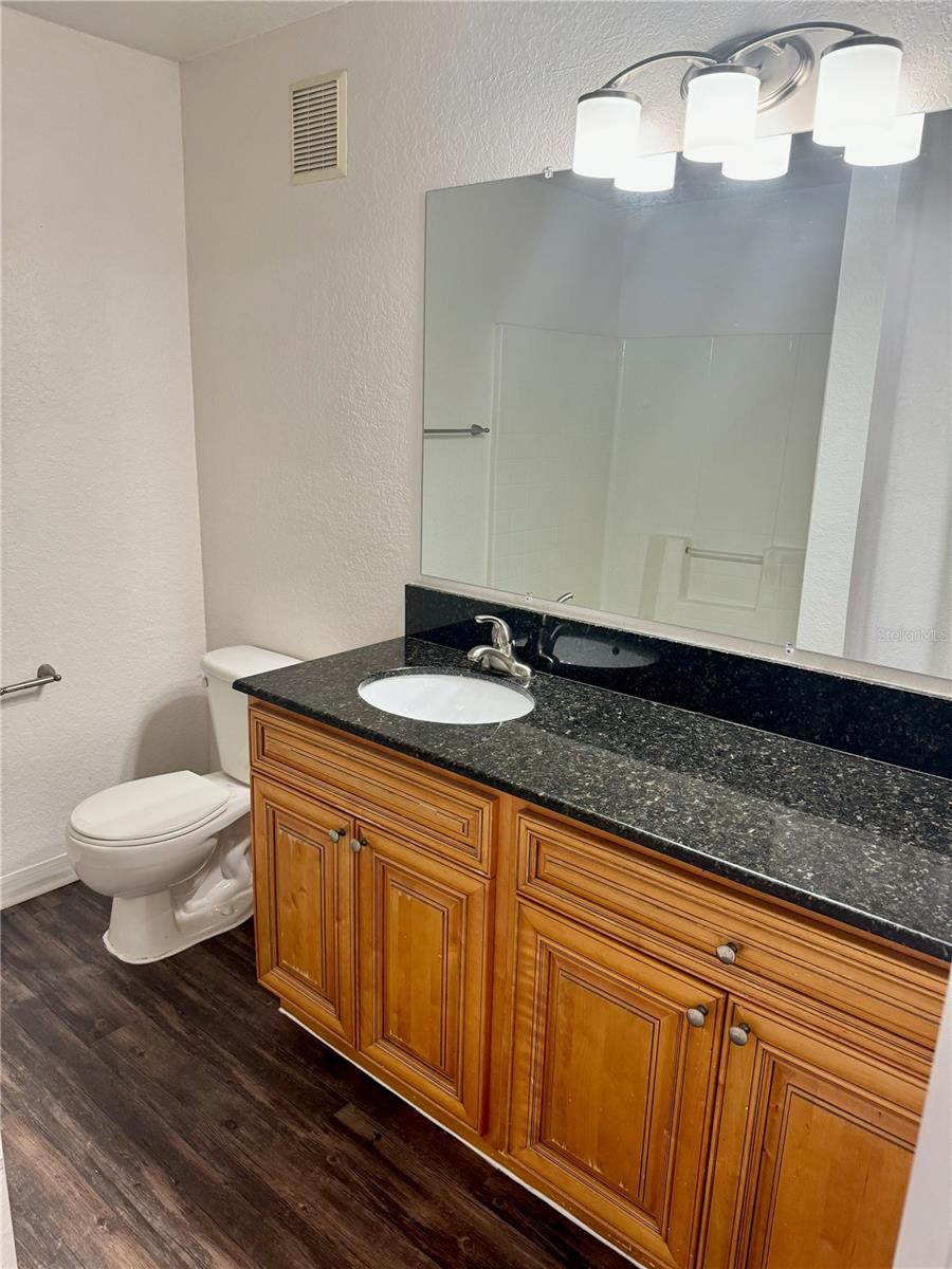 CRESCENT PLACE AT LAKE LOTUS CONDO - Residential Lease