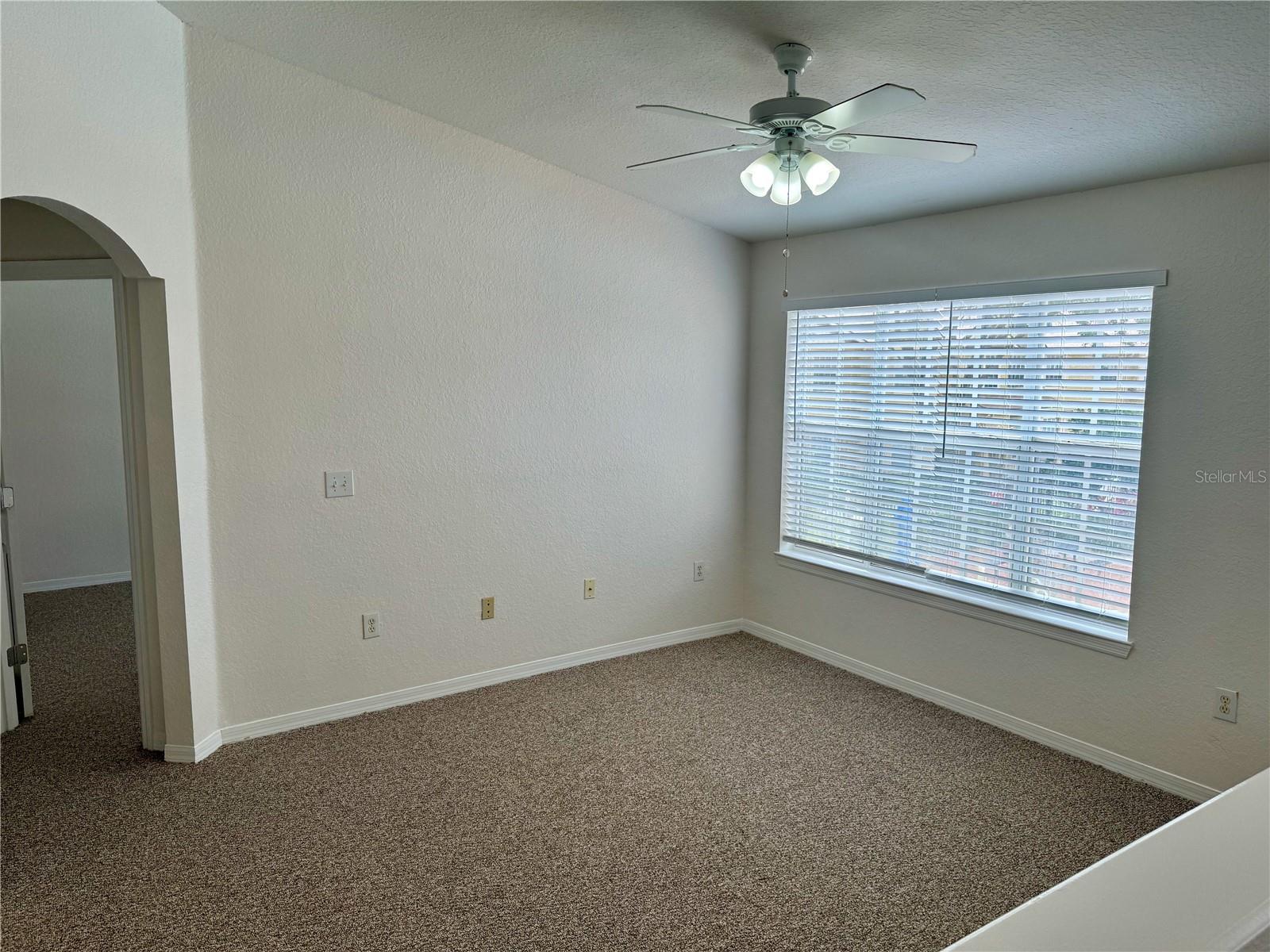 CRESCENT PLACE AT LAKE LOTUS CONDO - Residential Lease