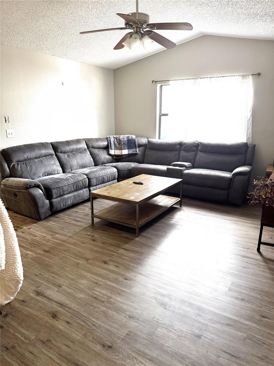 SUTTON WOODS - Residential