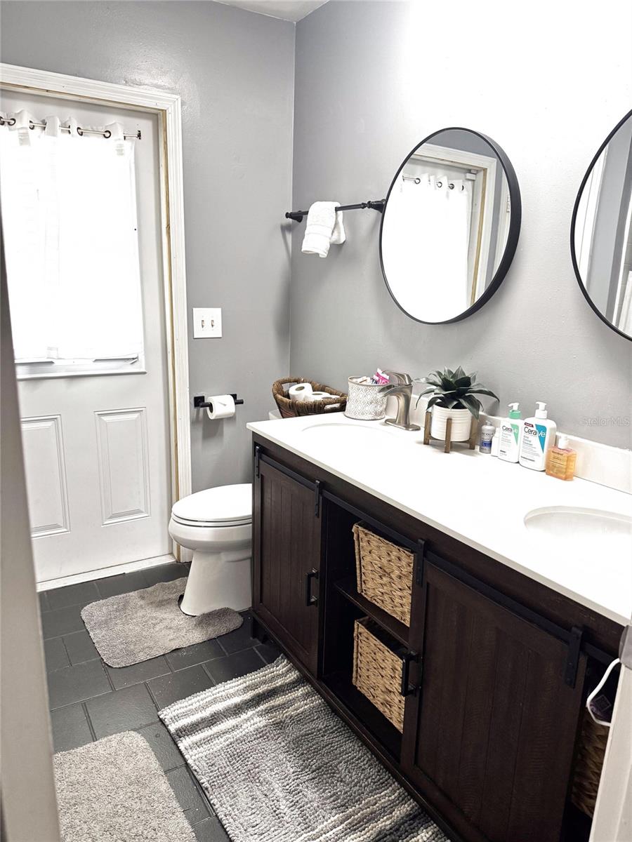 SUTTON WOODS - Residential