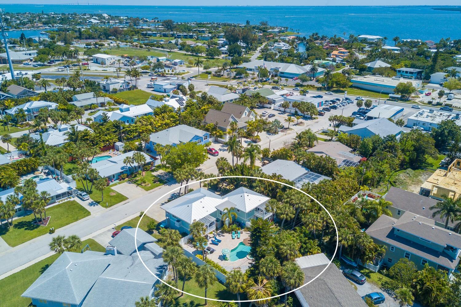 HOLMES BEACH 13TH UNIT - Residential Lease