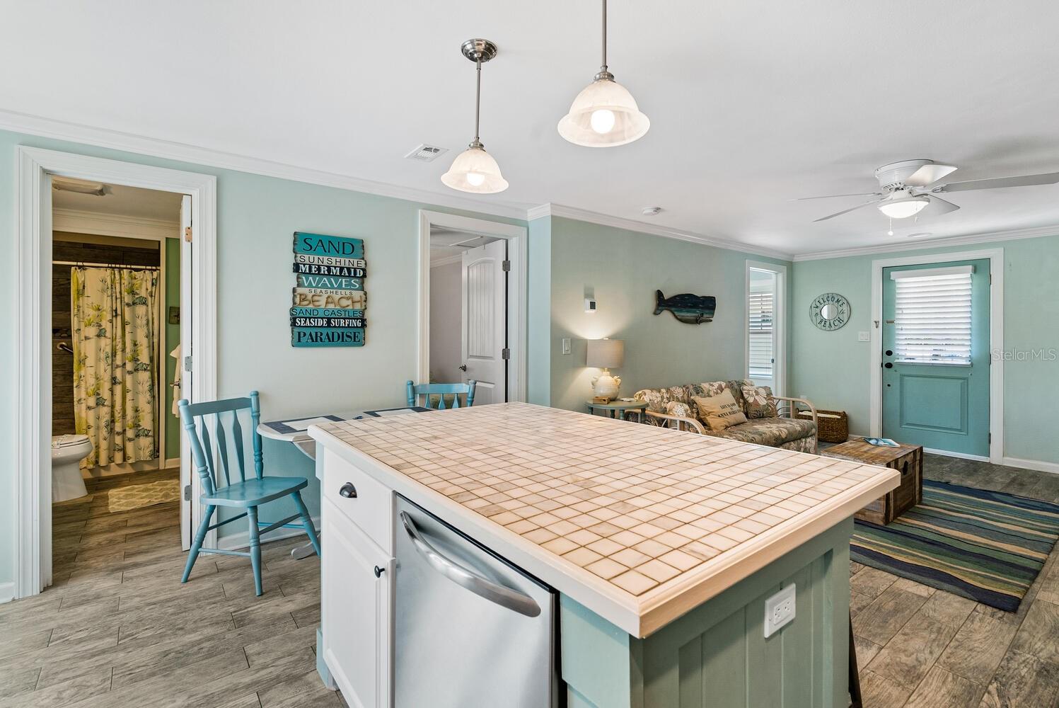 HOLMES BEACH 13TH UNIT - Residential Lease