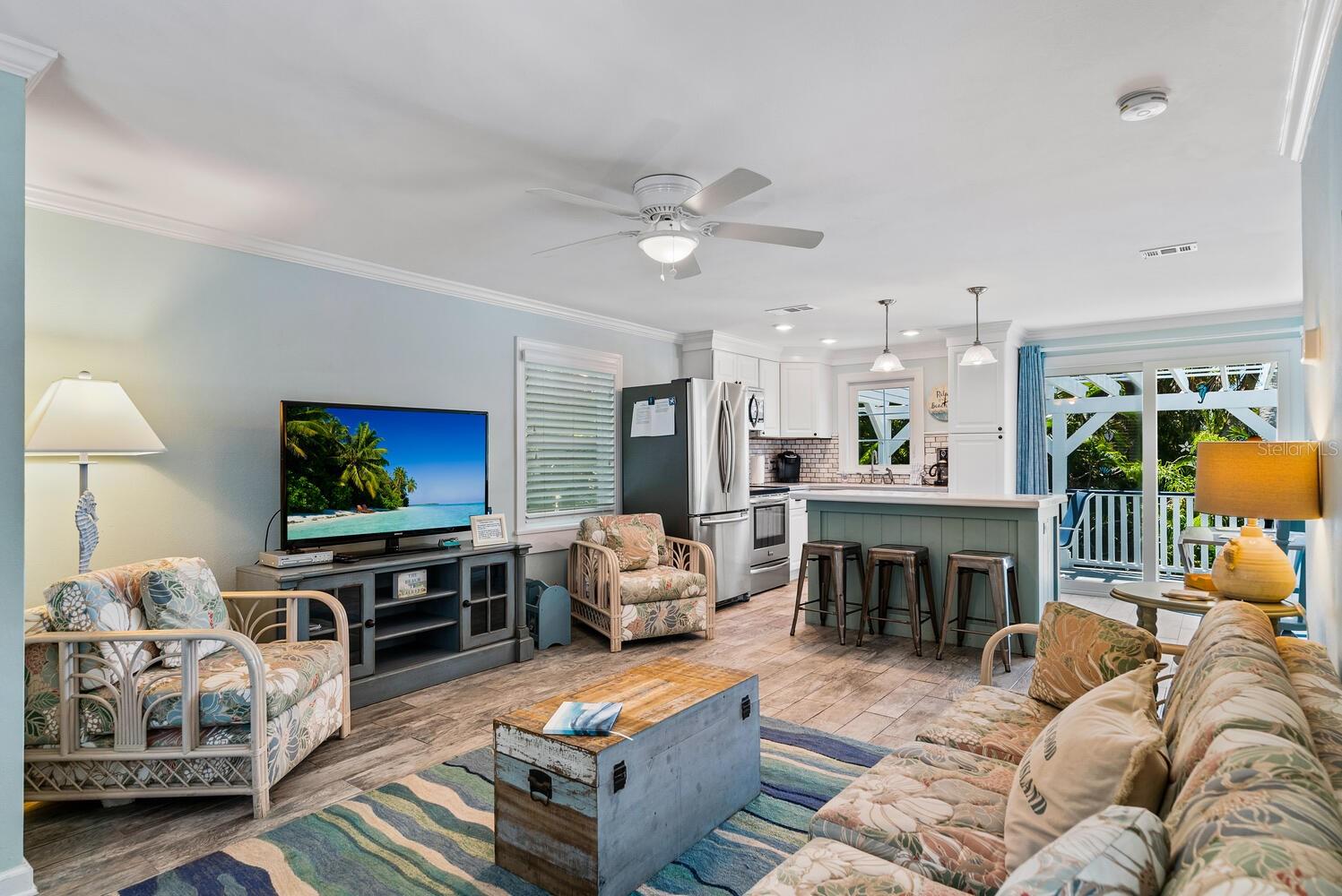 HOLMES BEACH 13TH UNIT - Residential Lease