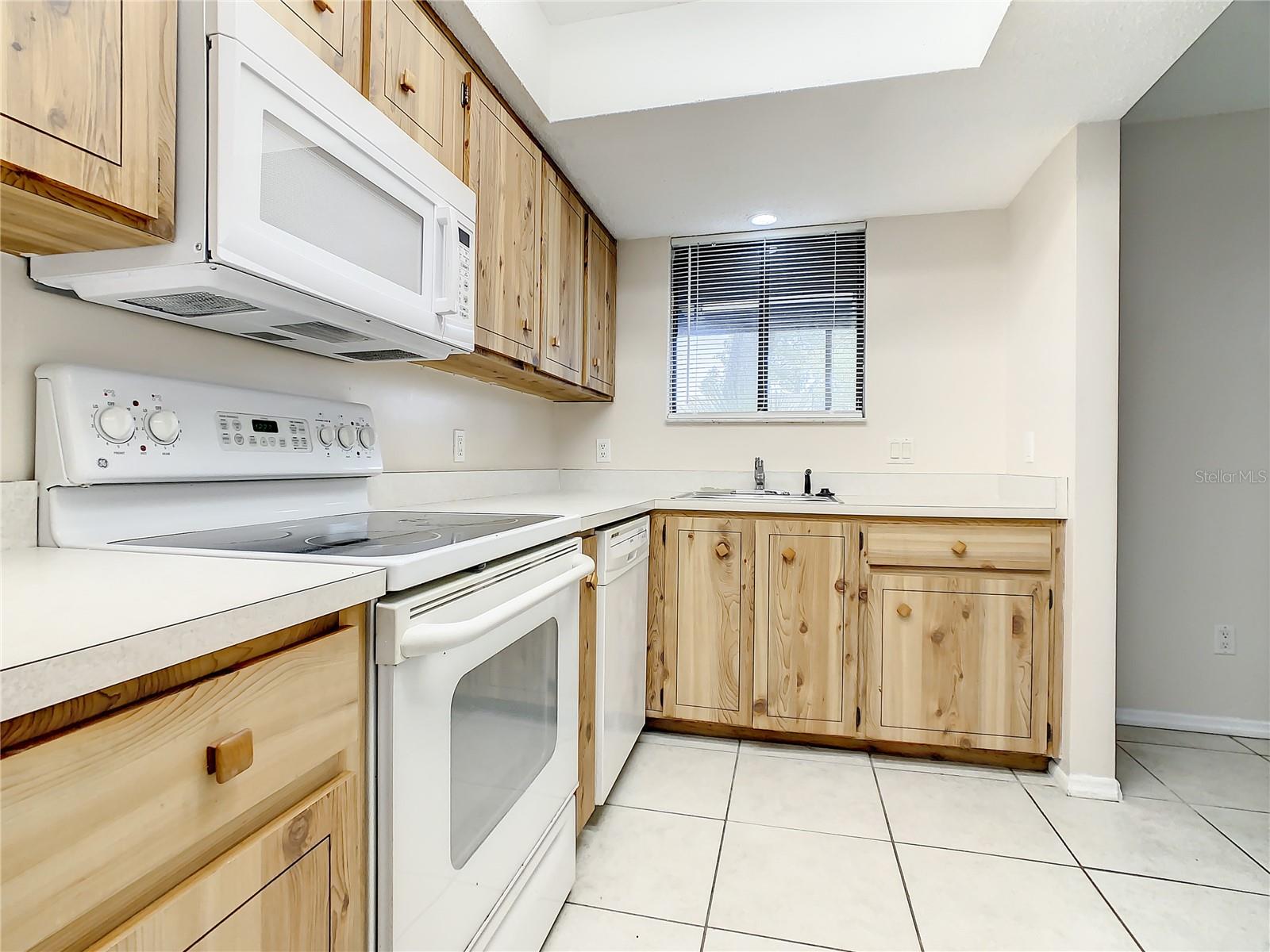 PERSIMMON PLACE - Residential