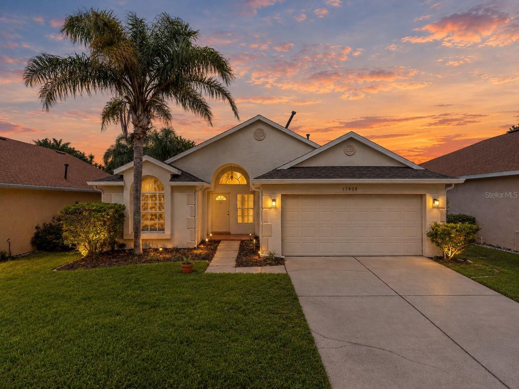 Photo of 12471 Castlemain Trail, Orlando, FL 32828 (MLS # O6452168)