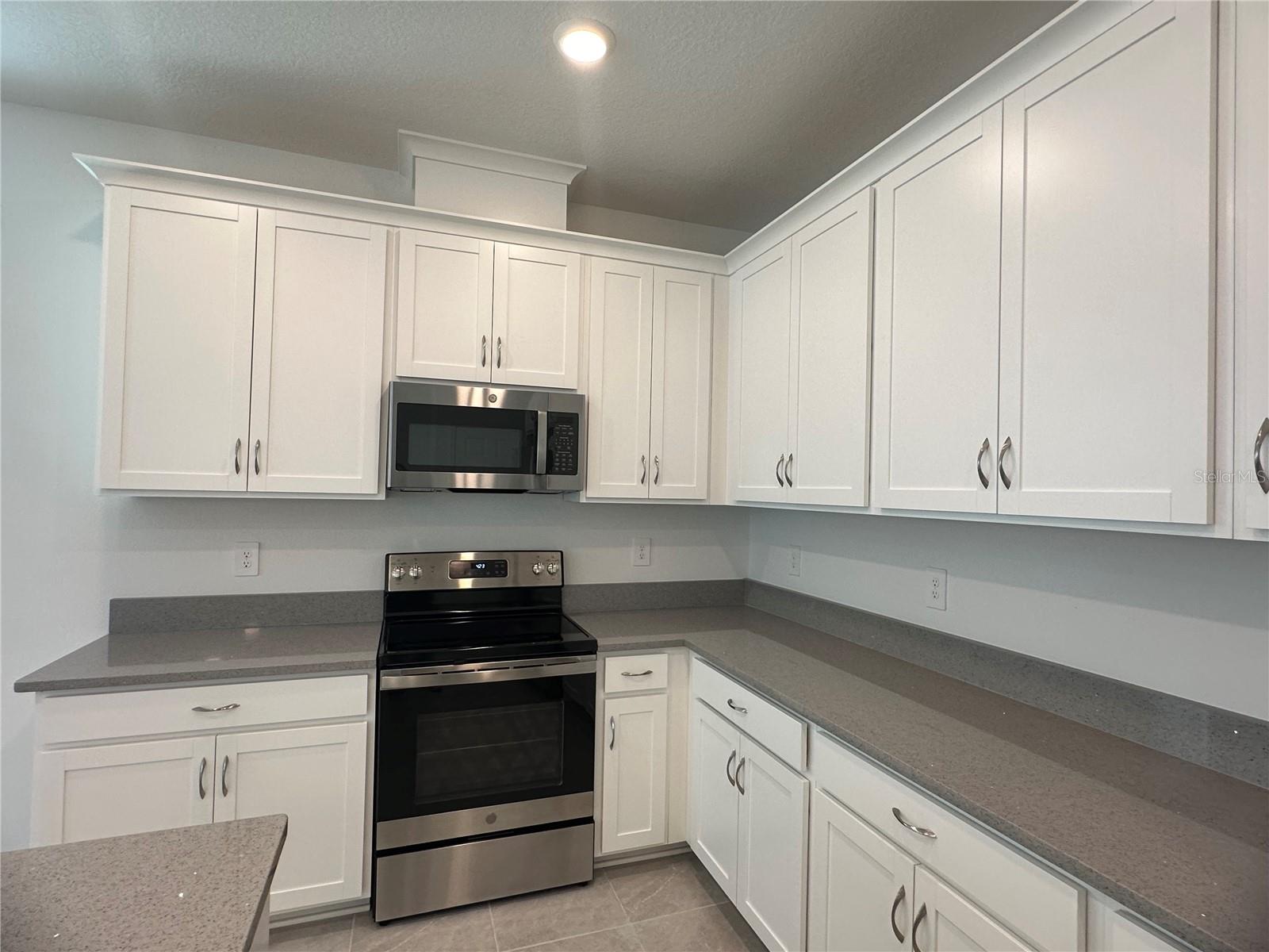 NAUTIQUE/WATERSIDE - Residential Lease