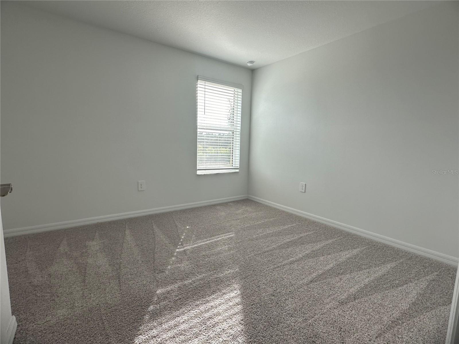 NAUTIQUE/WATERSIDE - Residential Lease