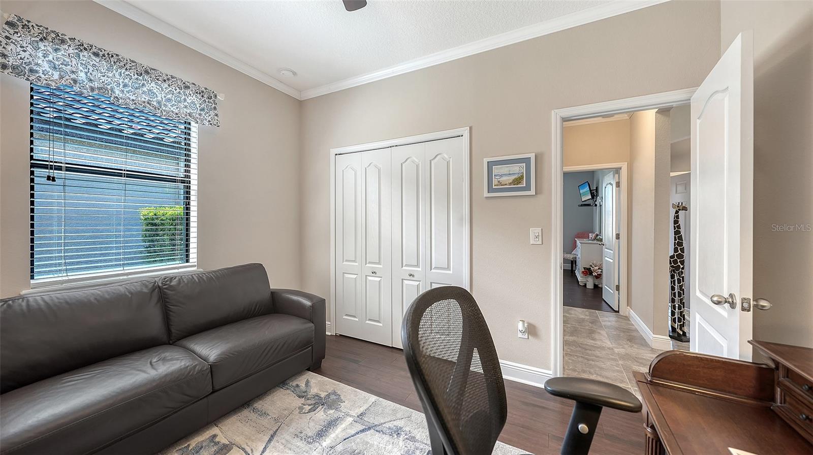 UNIVERSITY GROVES ESTATES RESERVE - Residential