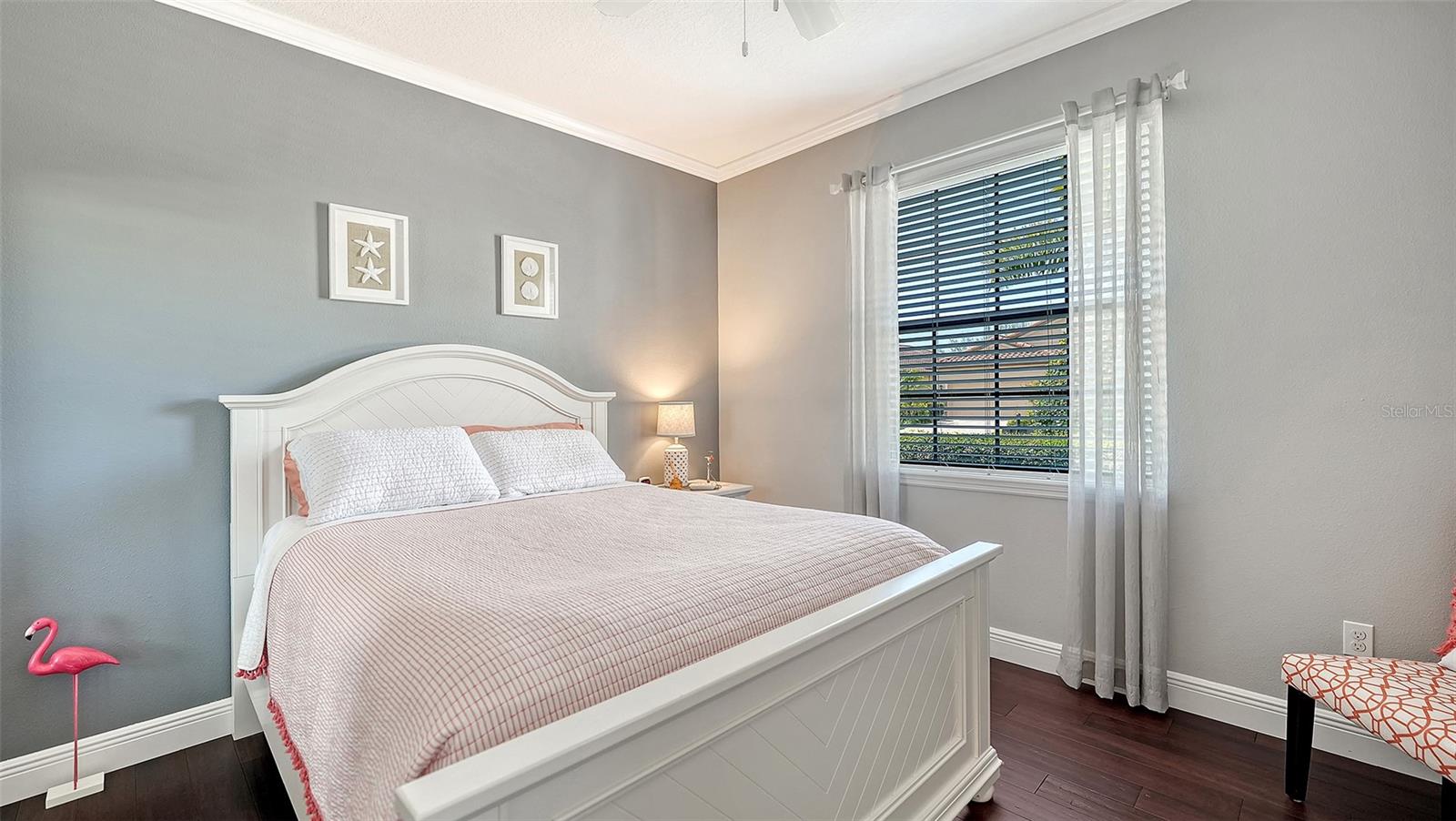 UNIVERSITY GROVES ESTATES RESERVE - Residential