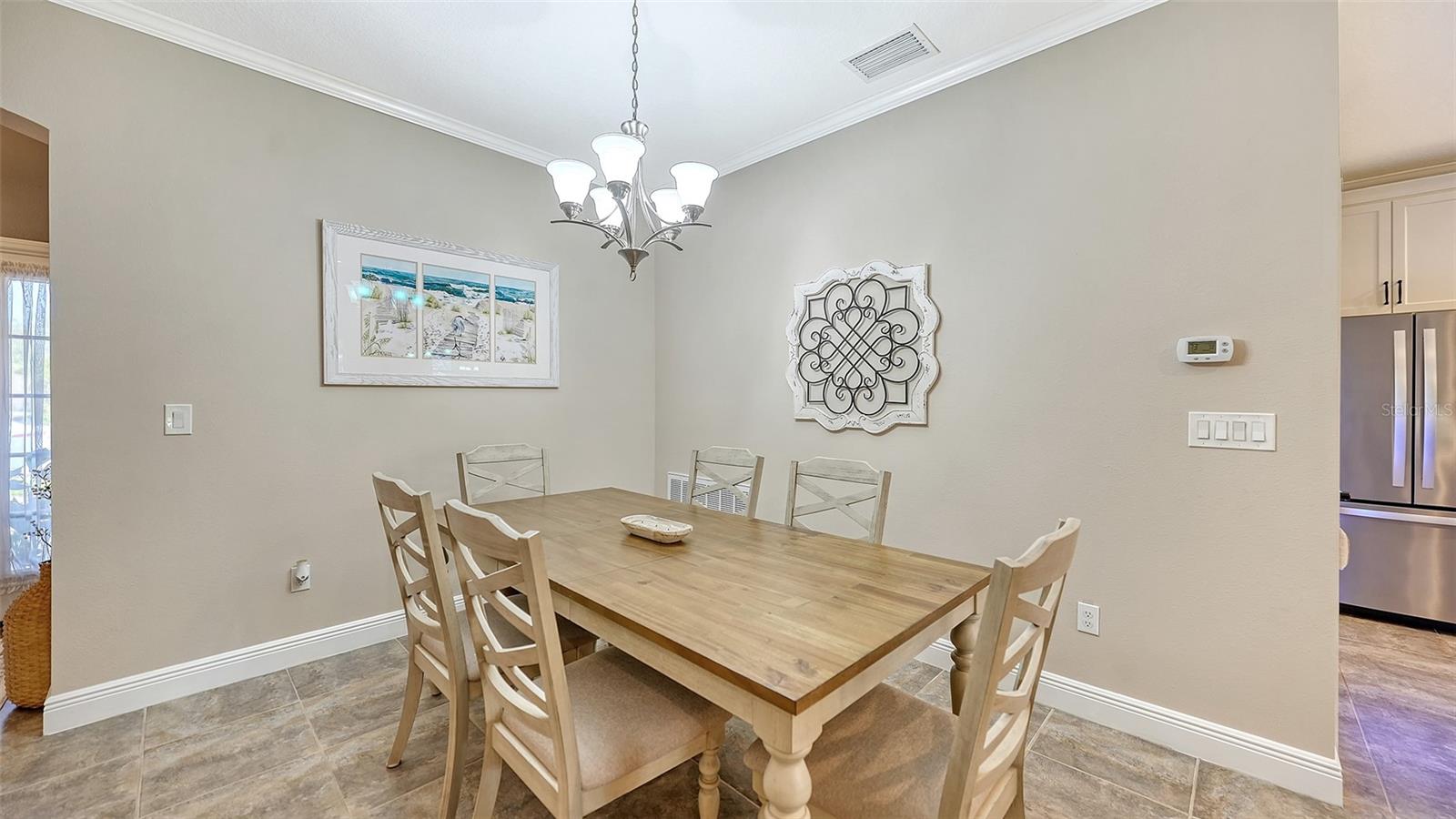 UNIVERSITY GROVES ESTATES RESERVE - Residential