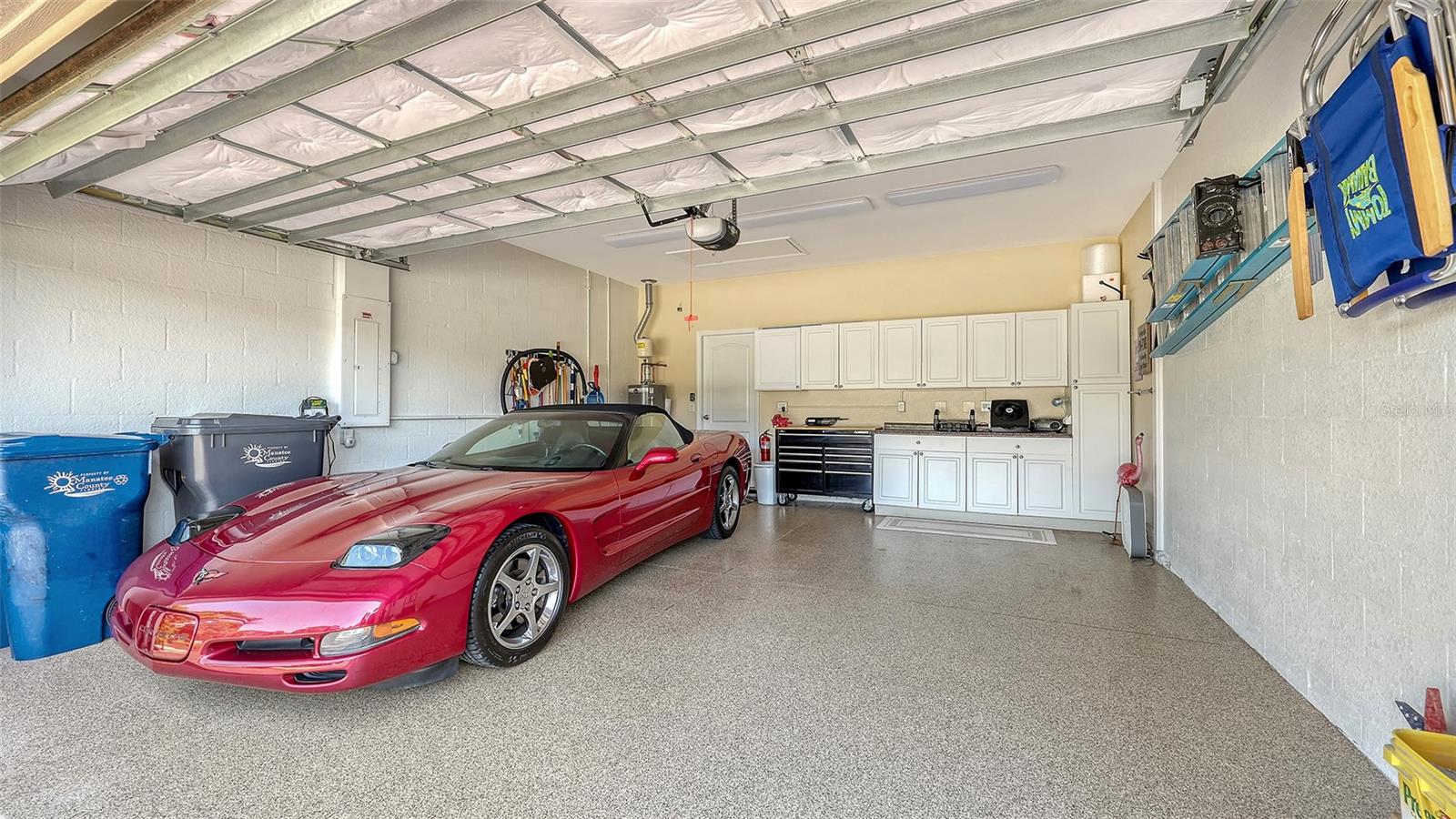 UNIVERSITY GROVES ESTATES RESERVE - Residential