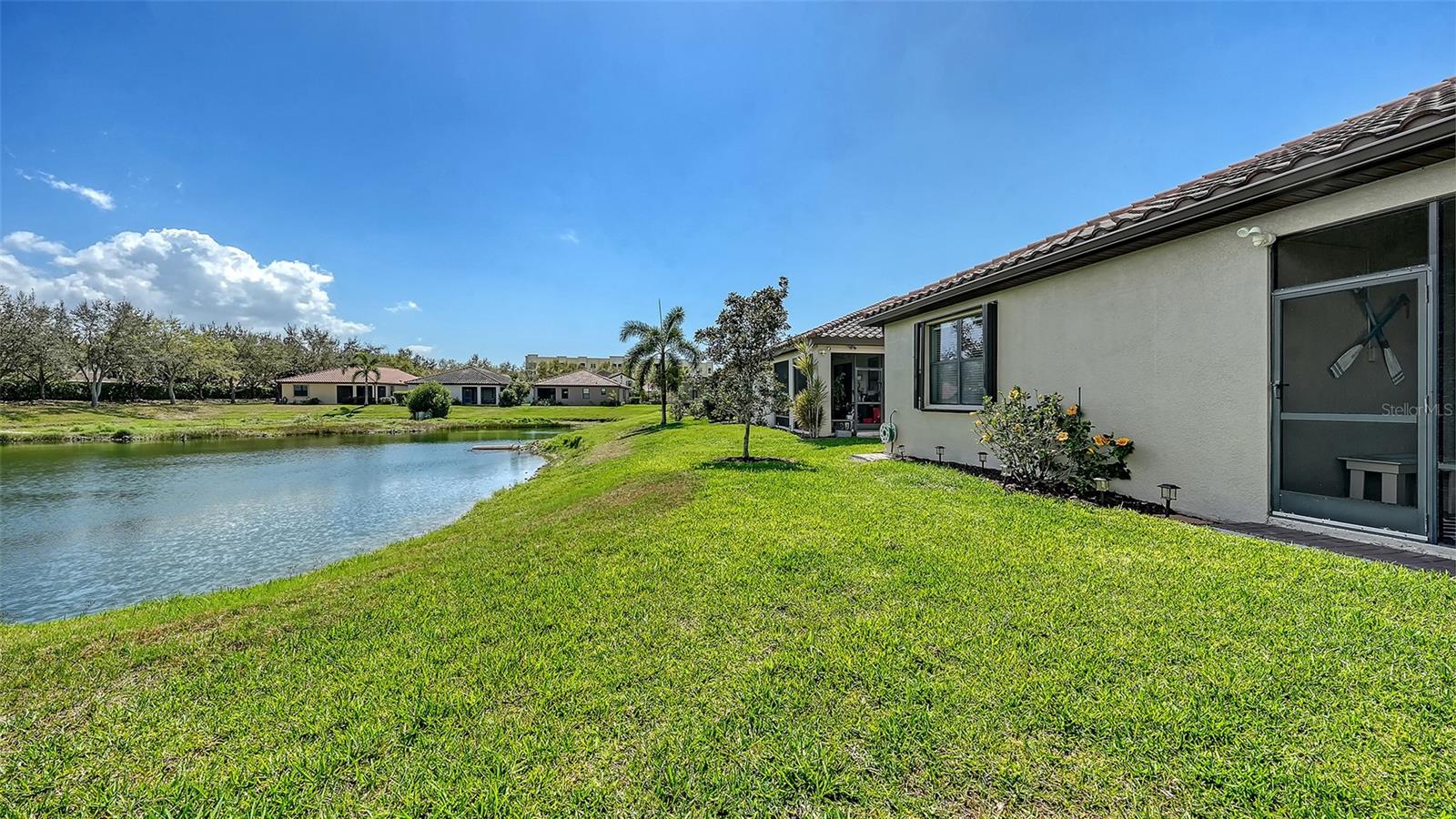 UNIVERSITY GROVES ESTATES RESERVE - Residential