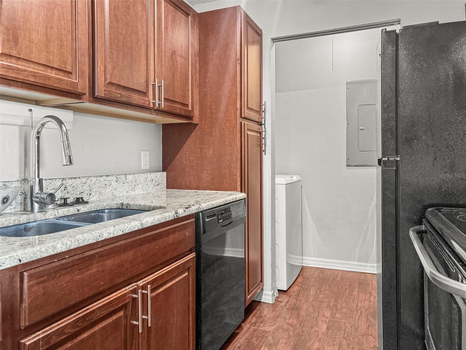 HARBOR CLUB CONDO - Residential