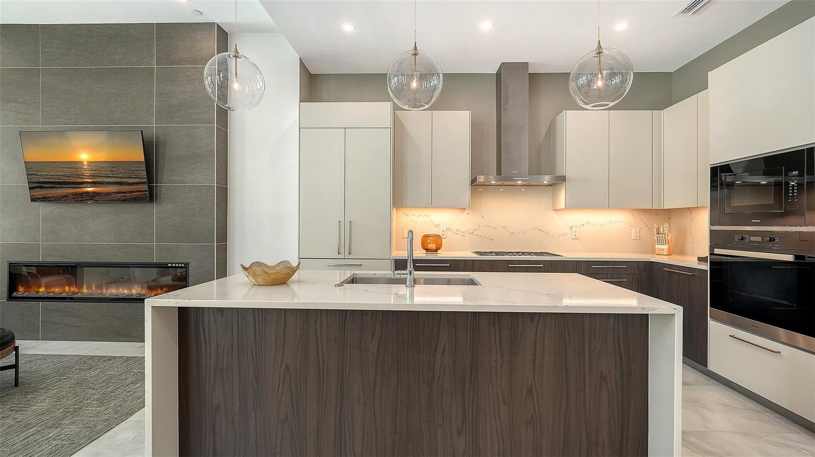 THE DEMARCAY - Residential