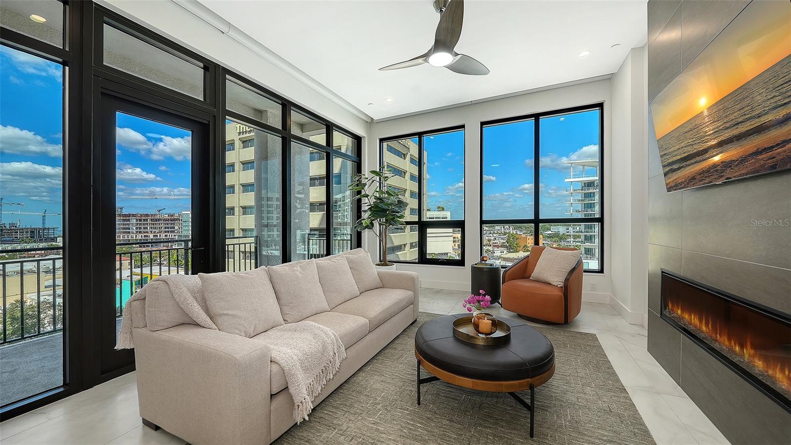 THE DEMARCAY - Residential