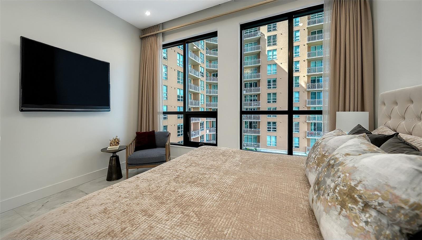 THE DEMARCAY - Residential