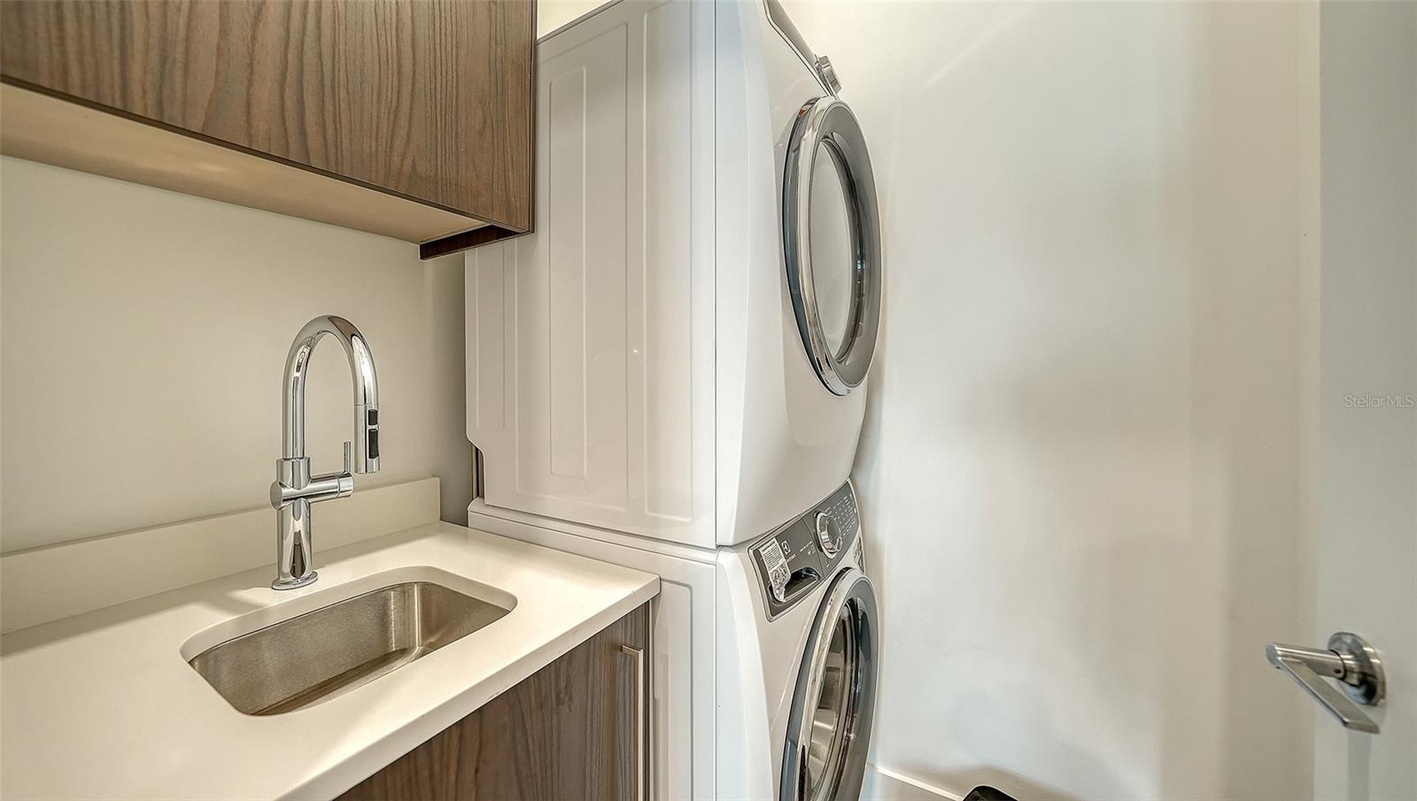 THE DEMARCAY - Residential