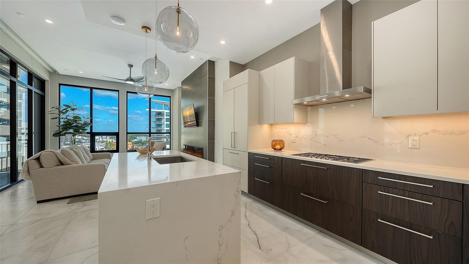 THE DEMARCAY - Residential