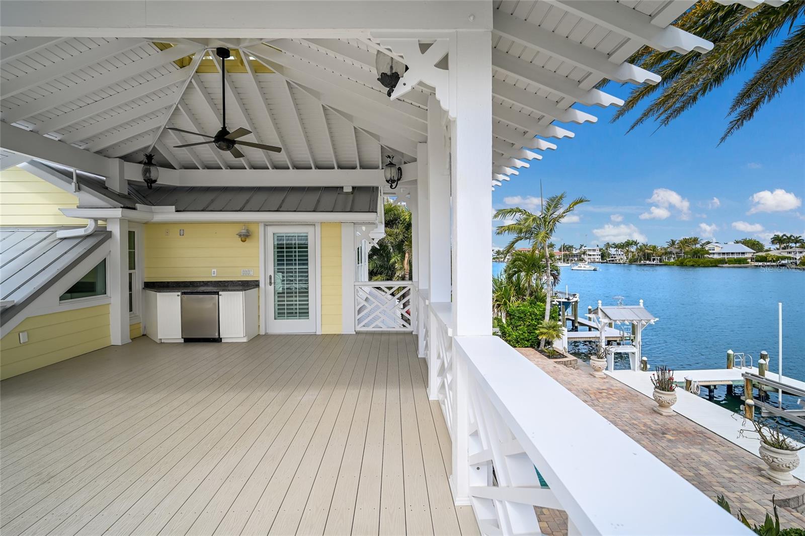 HOLMES BEACH 34TH UNIT REP - Residential