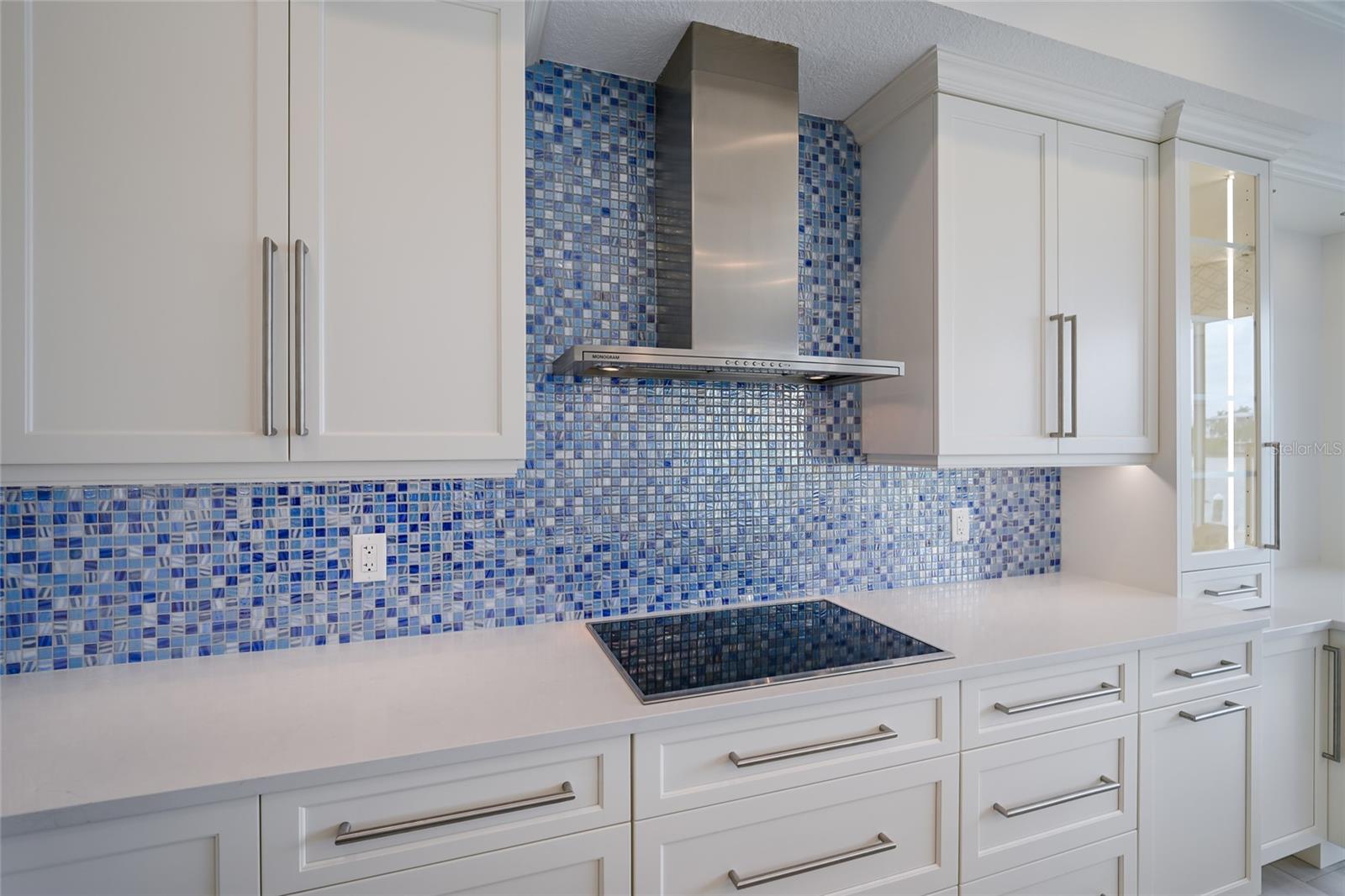 HOLMES BEACH 34TH UNIT REP - Residential