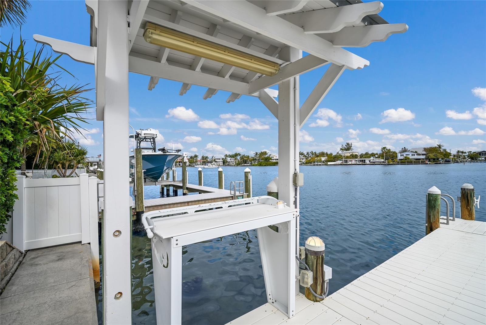 HOLMES BEACH 34TH UNIT REP - Residential