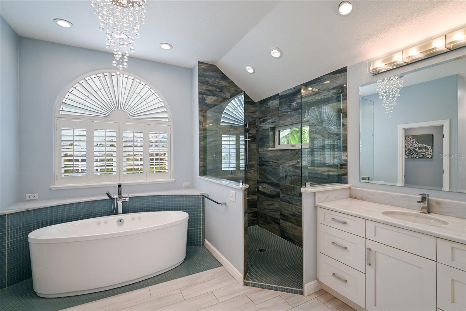 HOLMES BEACH 34TH UNIT REP - Residential