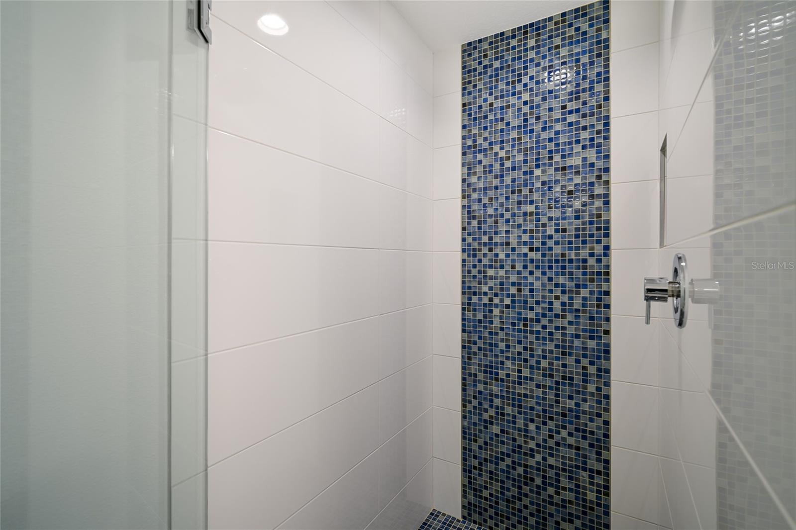 HOLMES BEACH 34TH UNIT REP - Residential