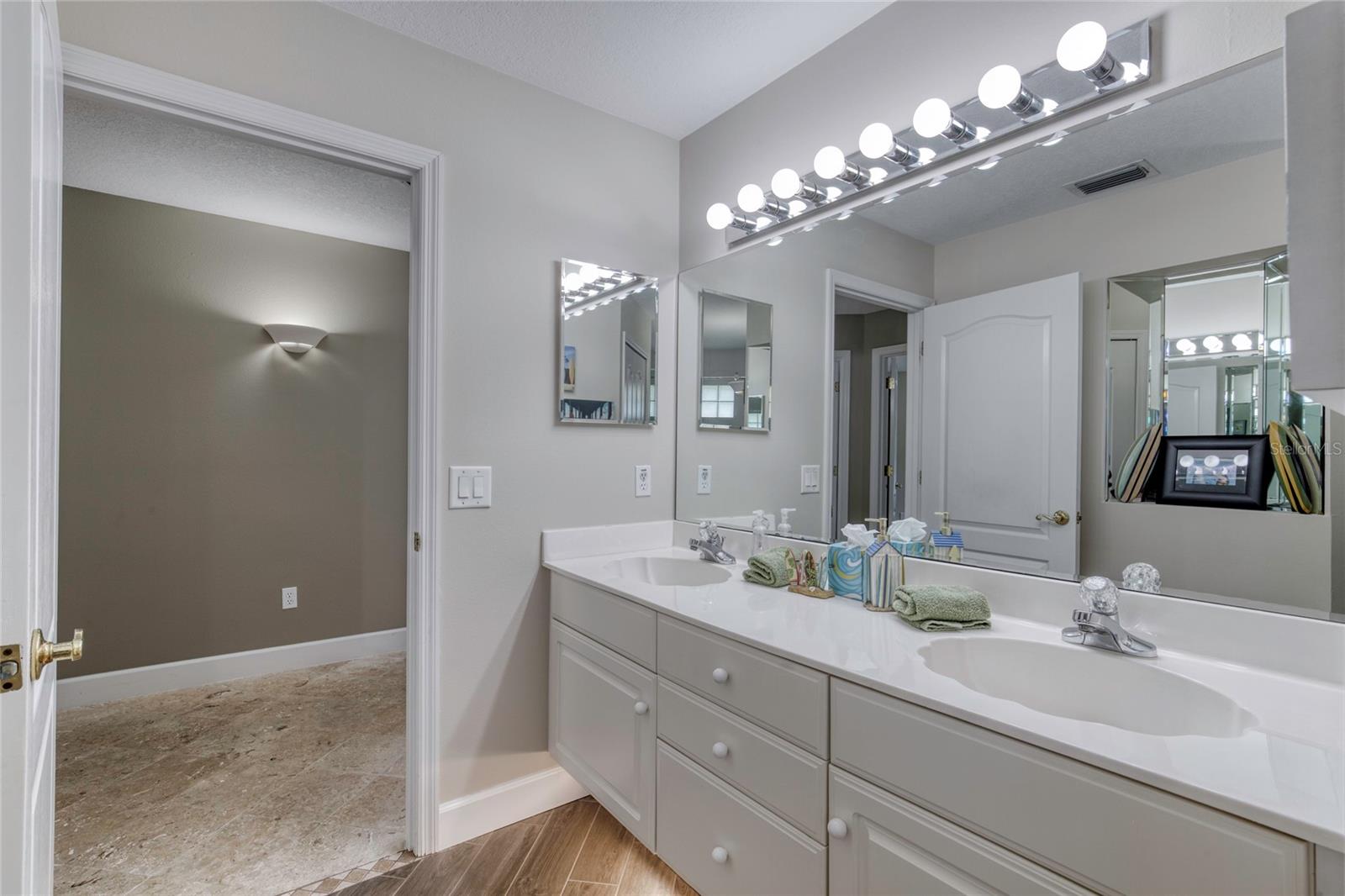 SHADOW CROSSINGS UNIT 02 HUNTERS RIDGE PH 01 - Residential