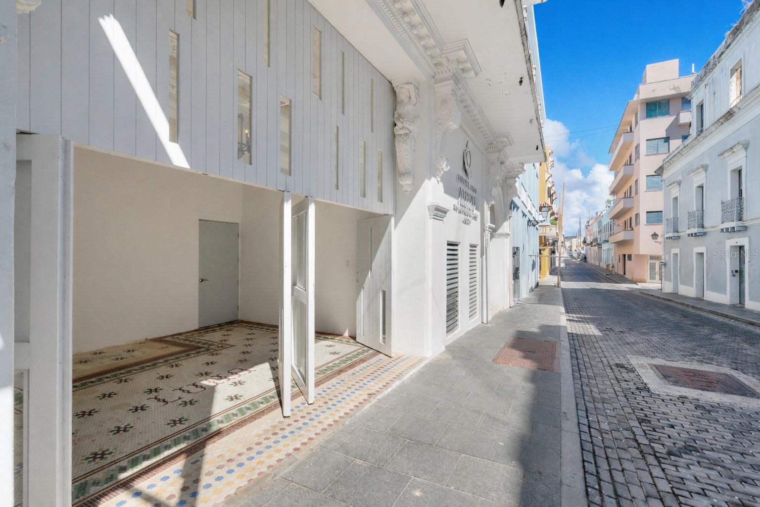 OLD SAN JUAN - Residential Income