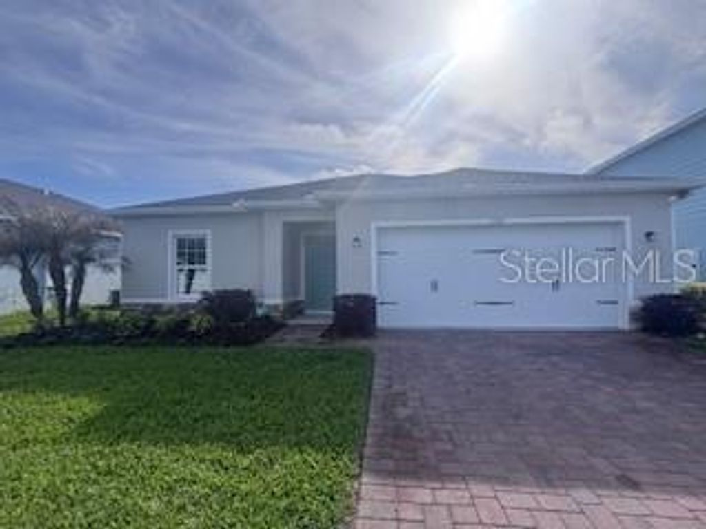 Photo of 1105 Lexington Lane, Haines City, FL 33844 (MLS # S5146871)