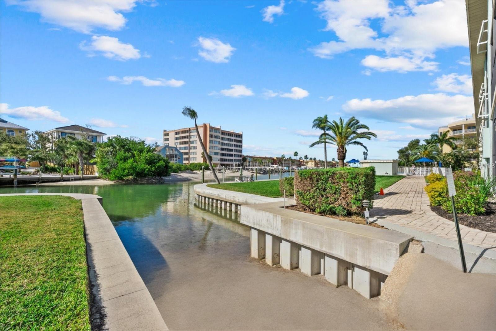 INLET APTS - Residential