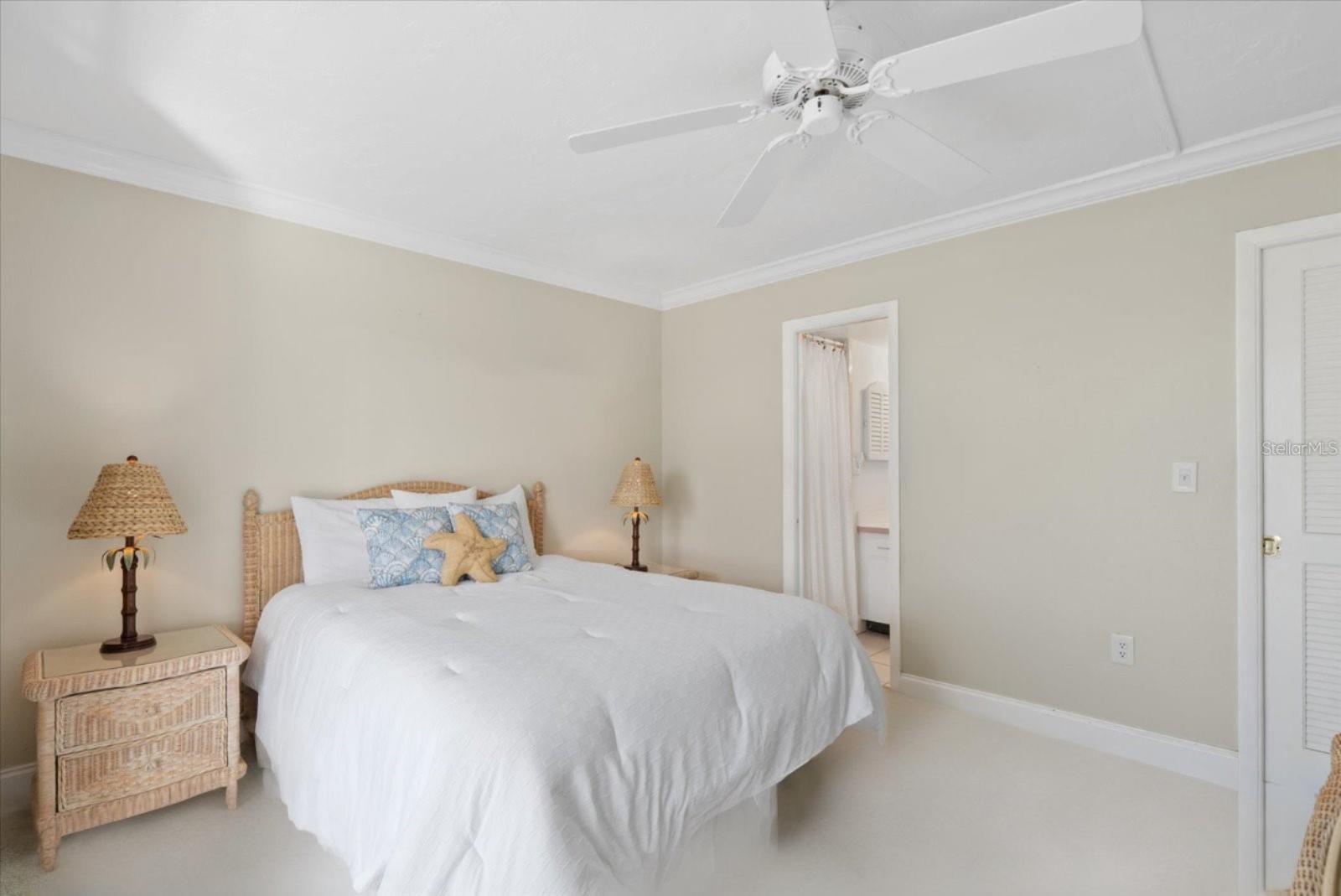 INLET APTS - Residential