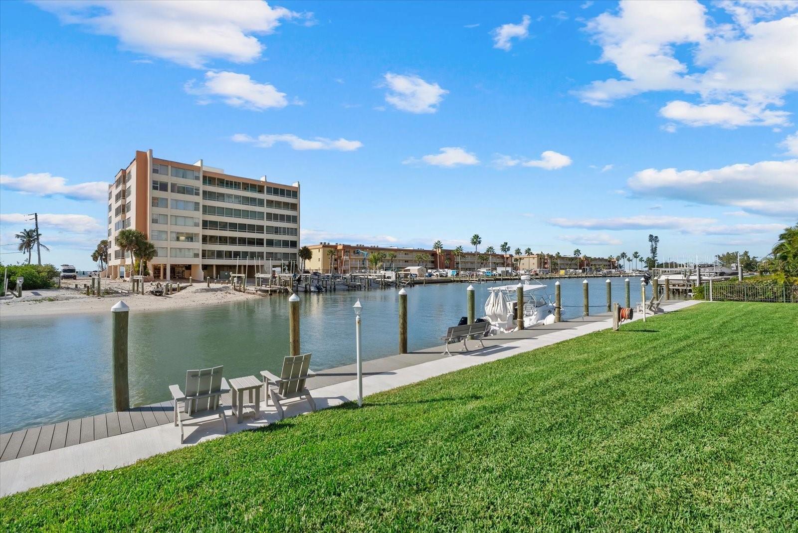 INLET APTS - Residential