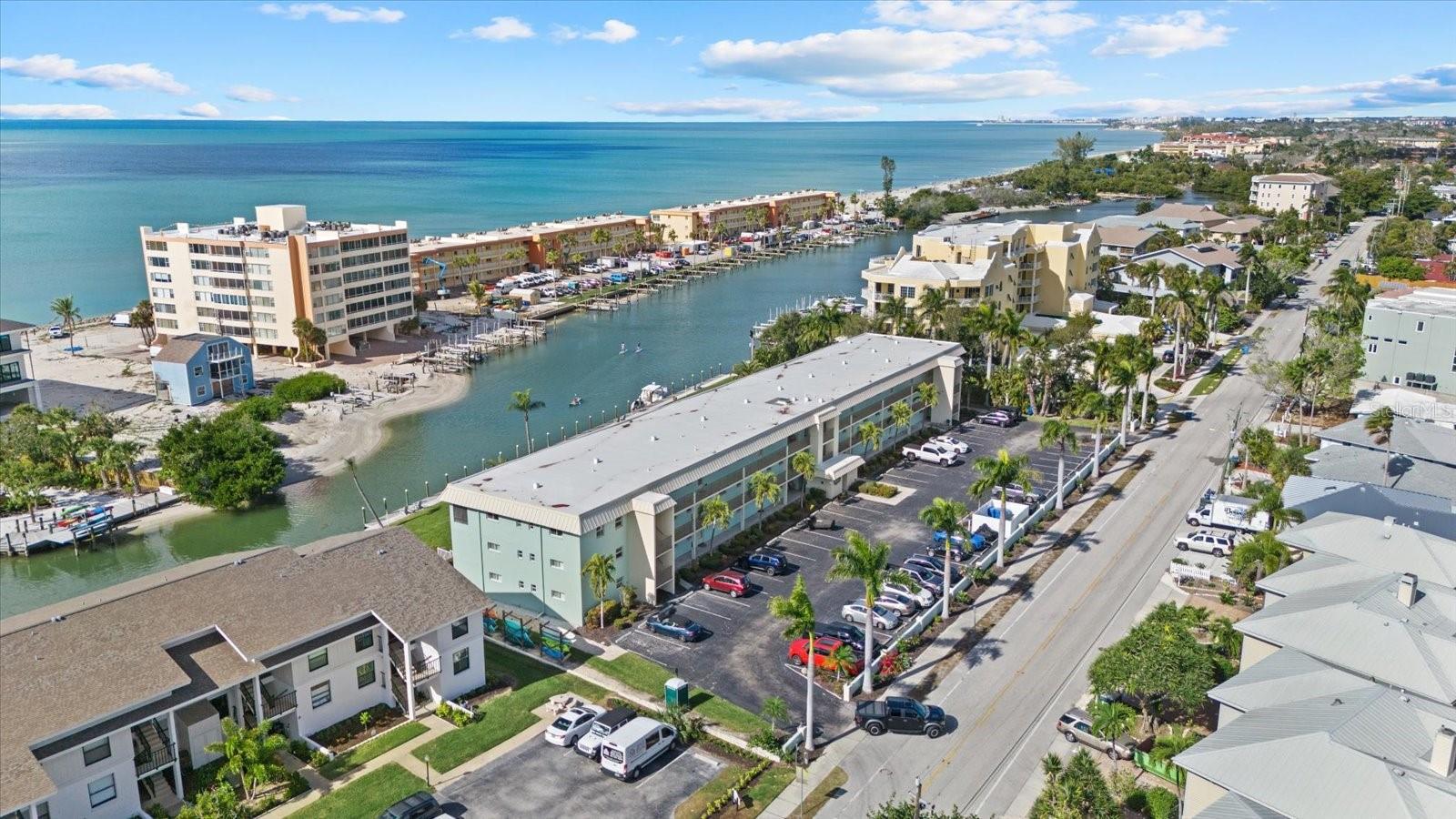 INLET APTS - Residential