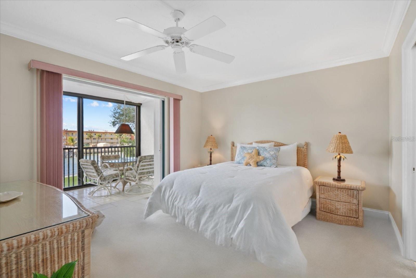 INLET APTS - Residential