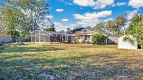 A home in DELAND