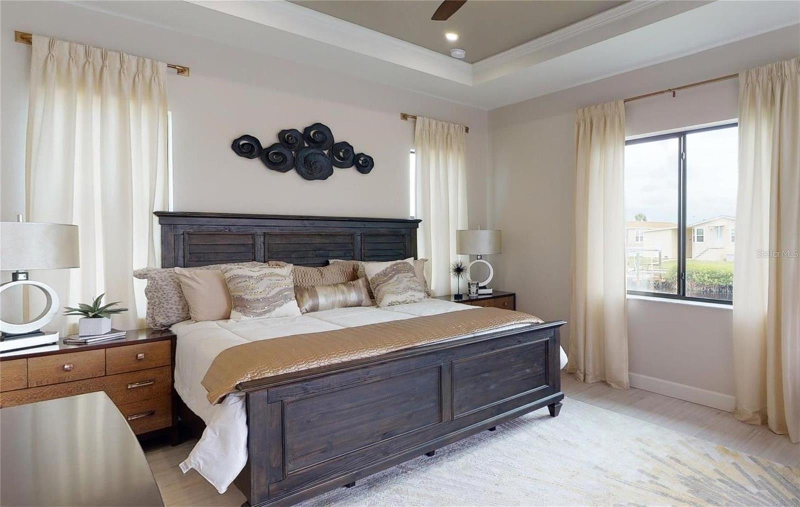 WINDWARD ISLES - Residential