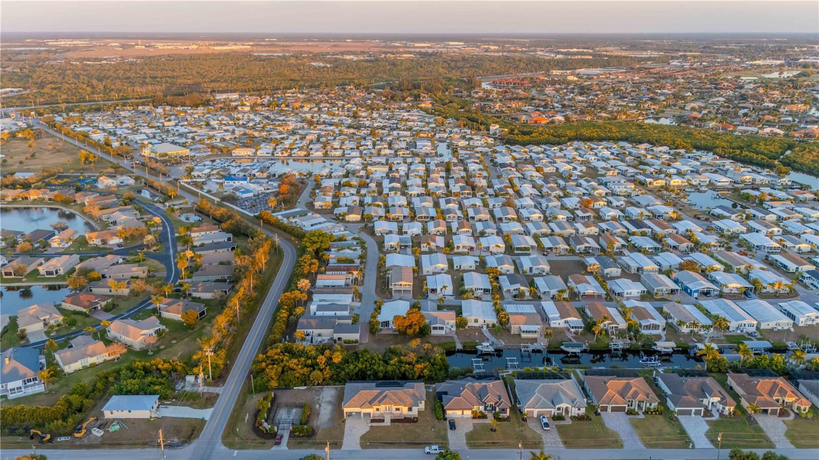 WINDWARD ISLES - Residential