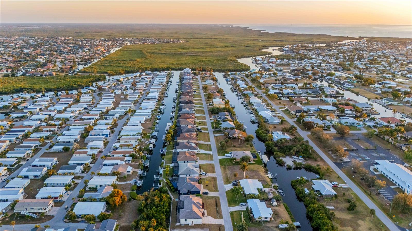 WINDWARD ISLES - Residential