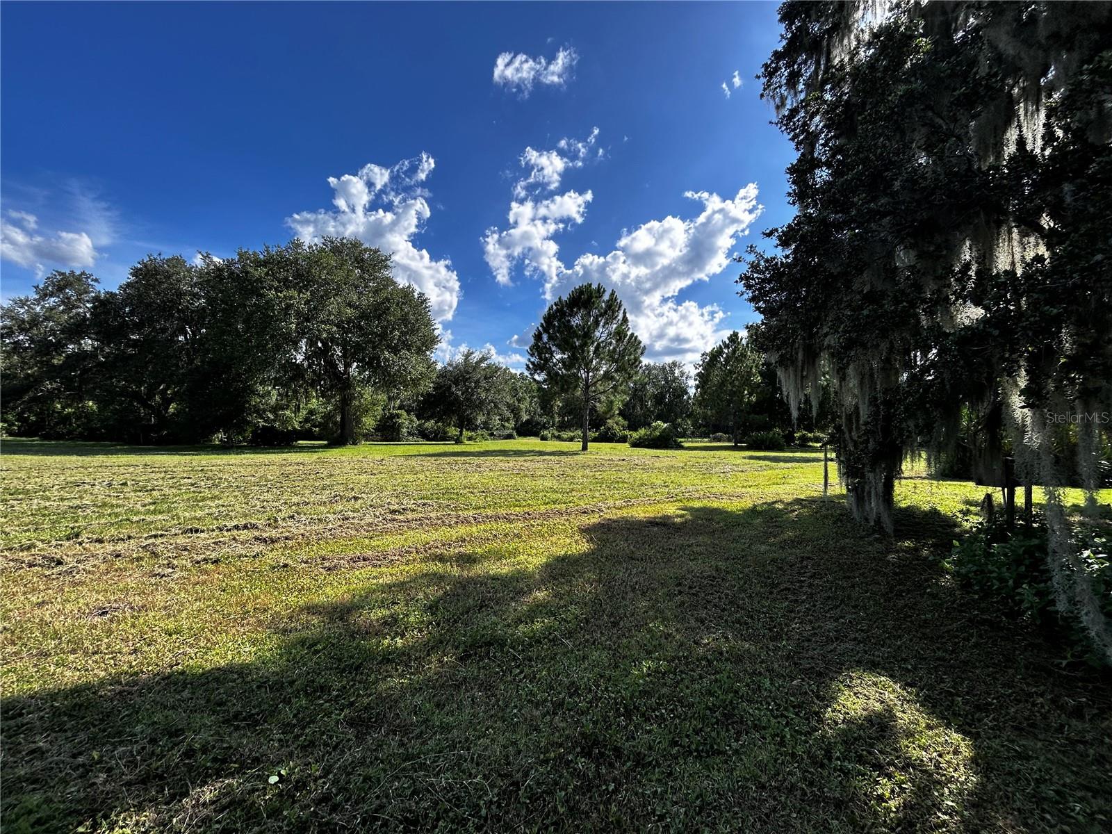 ACREAGE & UNREC - Land