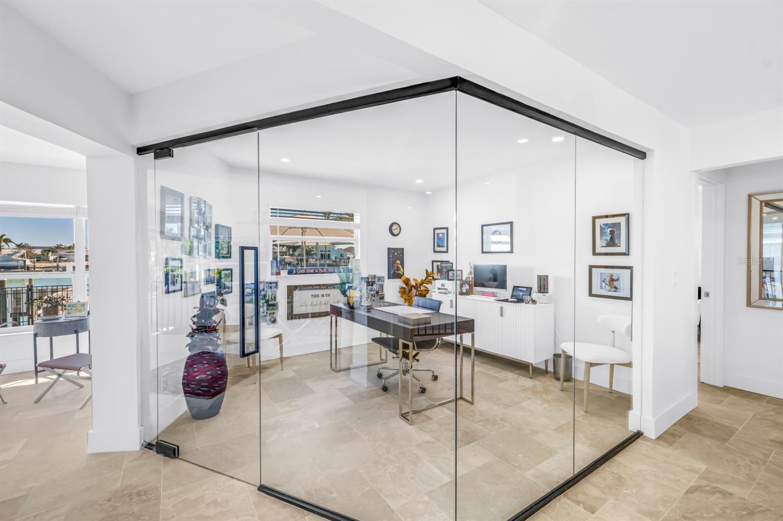 CAPRI ISLE - Residential