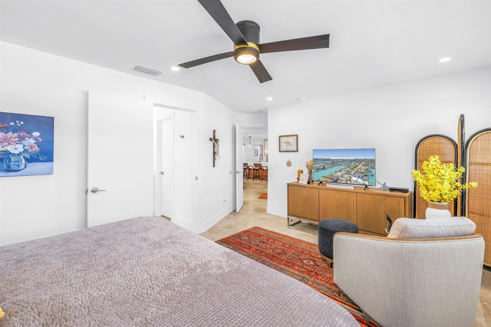 CAPRI ISLE - Residential