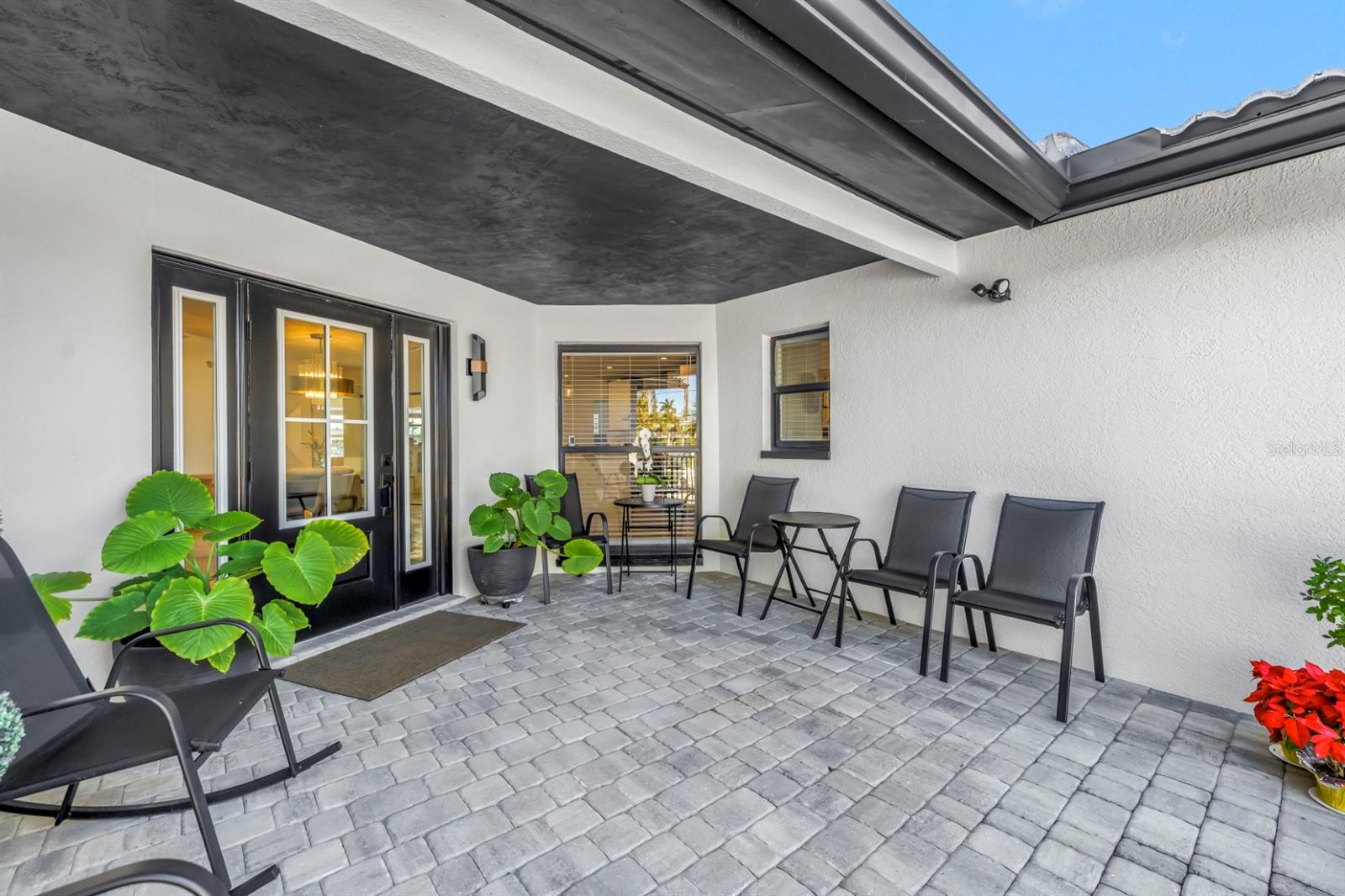 CAPRI ISLE - Residential