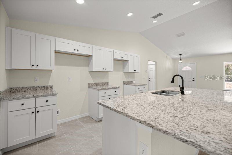 SILVER SPRINGS SHORES - Residential