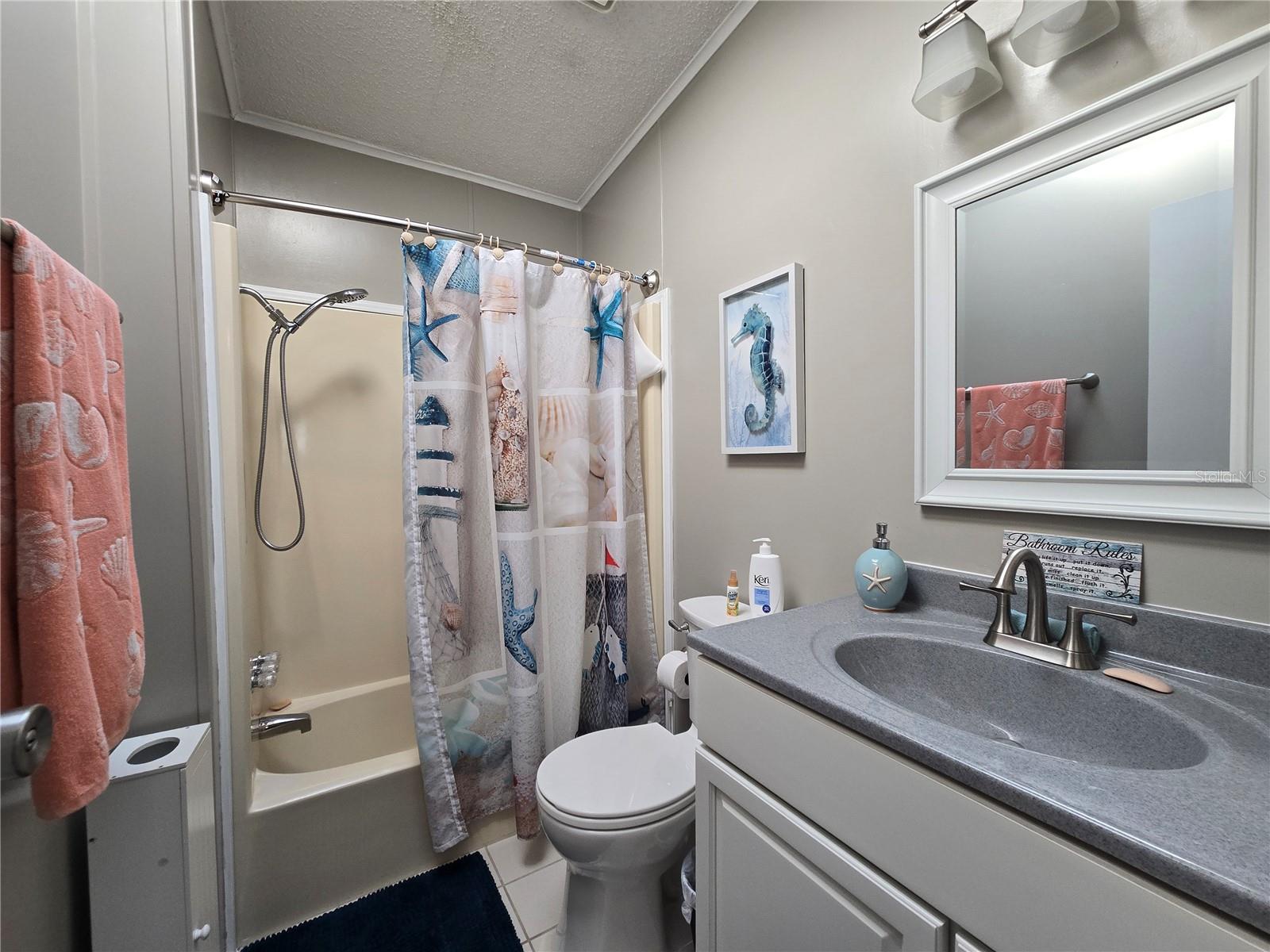 SWEETWATER GOLF & TENNIS CLUB ADD 01 - Residential