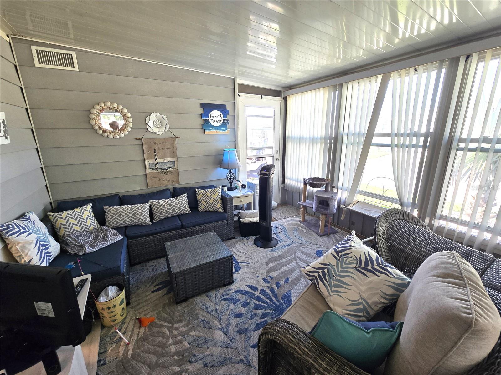 SWEETWATER GOLF & TENNIS CLUB ADD 01 - Residential