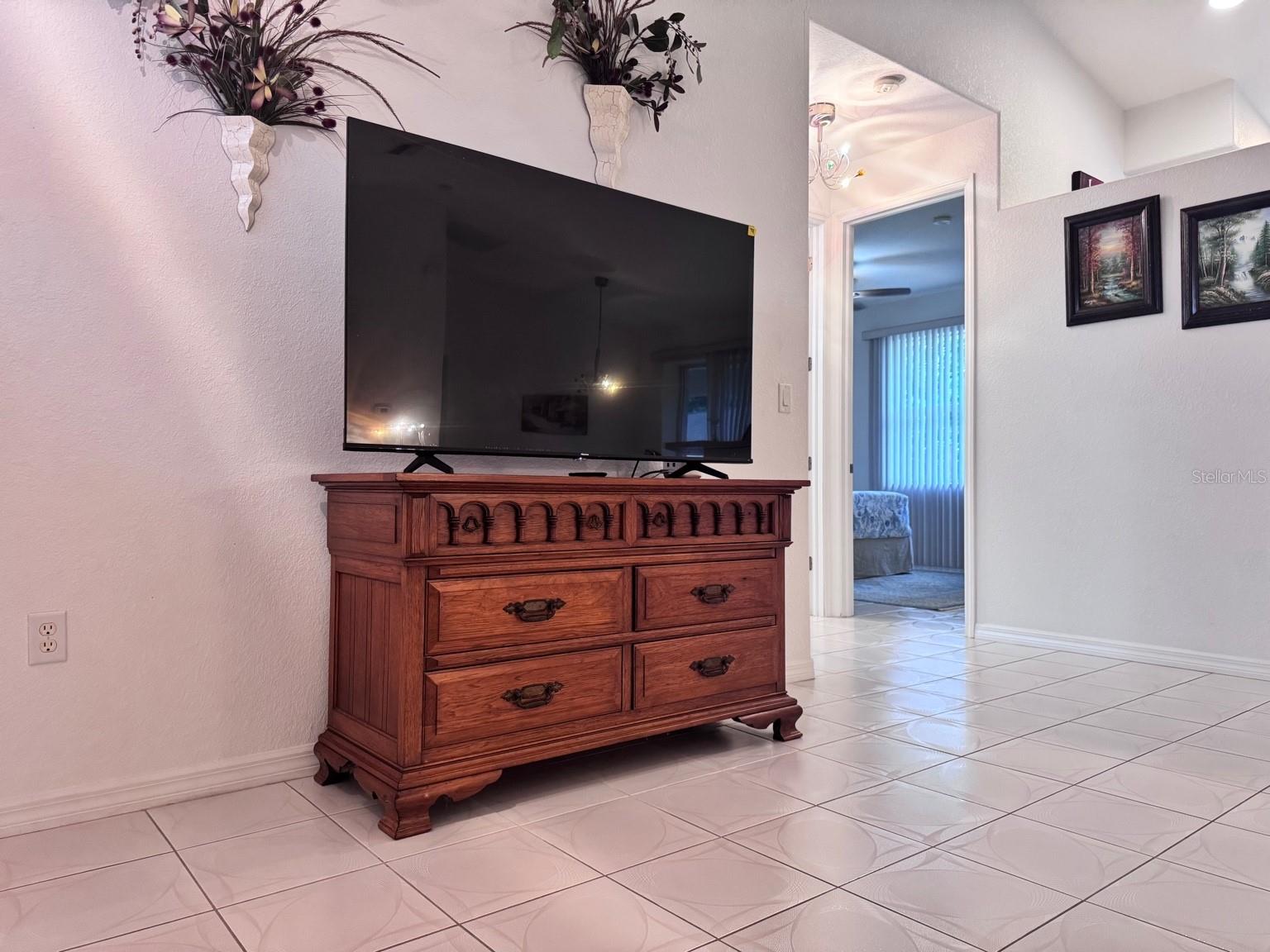 WARM MINERAL SPGS - Residential Lease