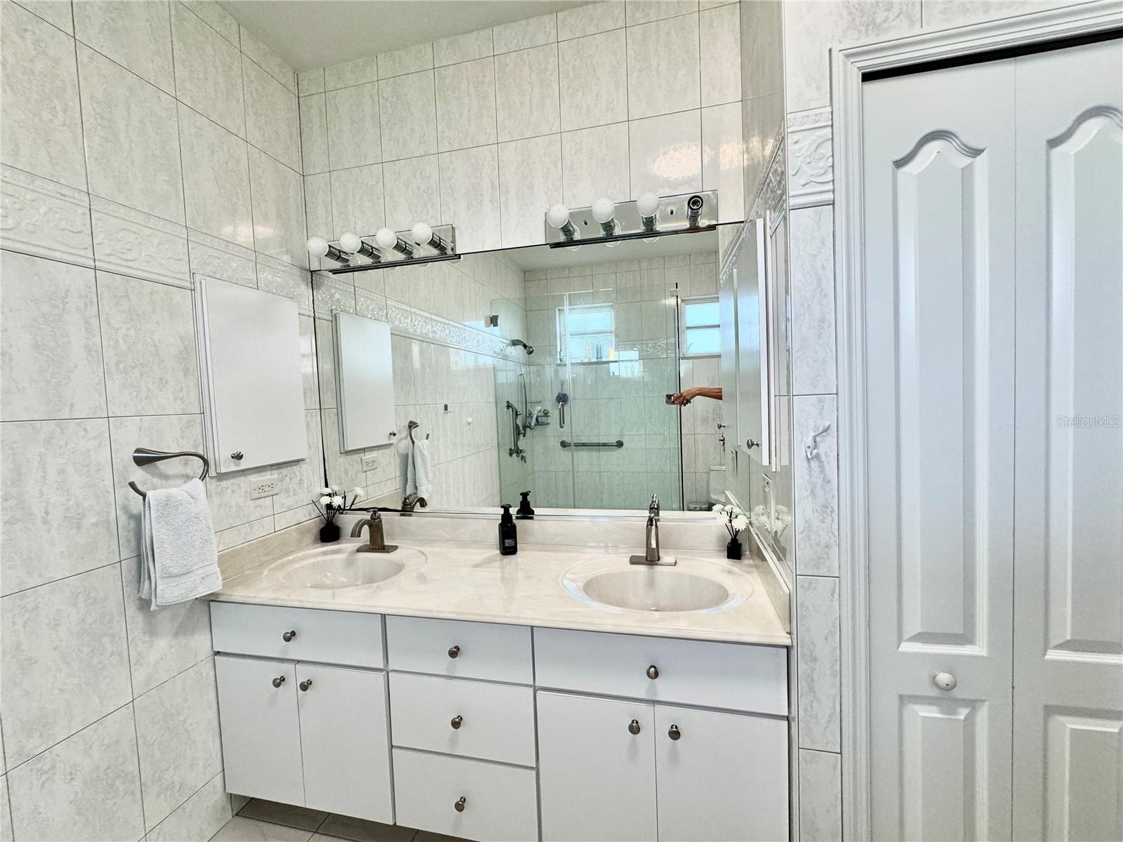 WARM MINERAL SPGS - Residential Lease